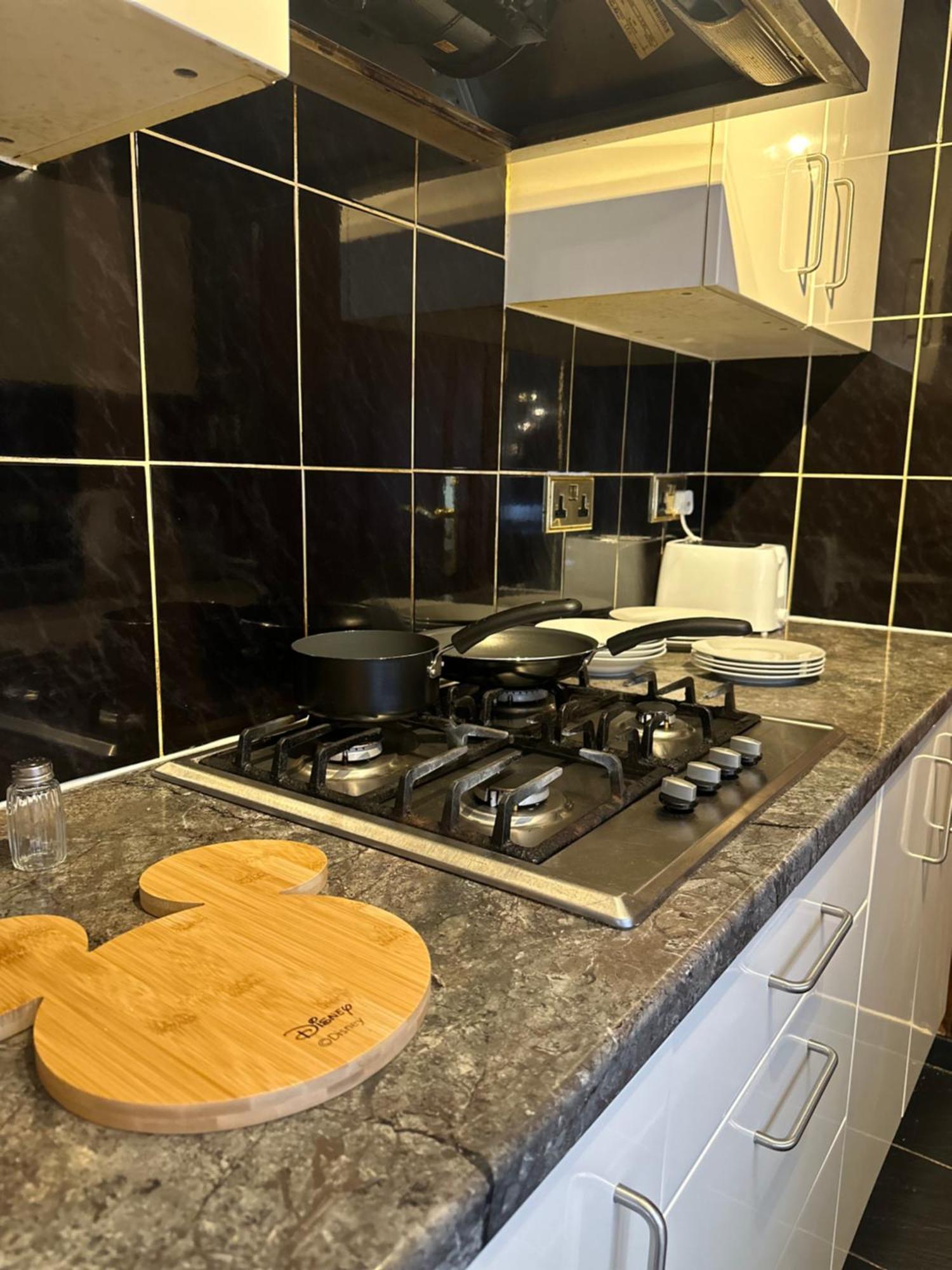 Leavesden Residence - Central - Cosy - Harry Potter Watford  Zewnętrze zdjęcie